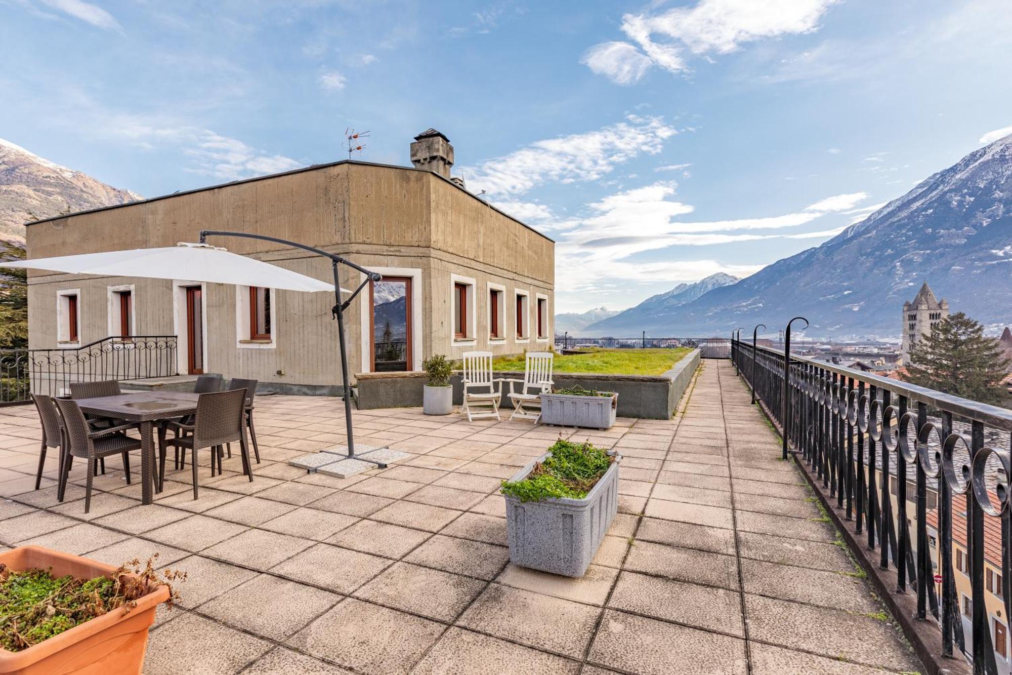 Apartamento Attico Esclusivo Teatro Aosta